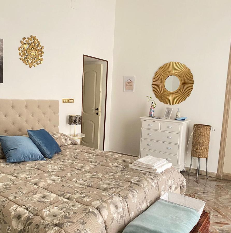 Appartamento Residenze Pessina Napoli Esterno foto